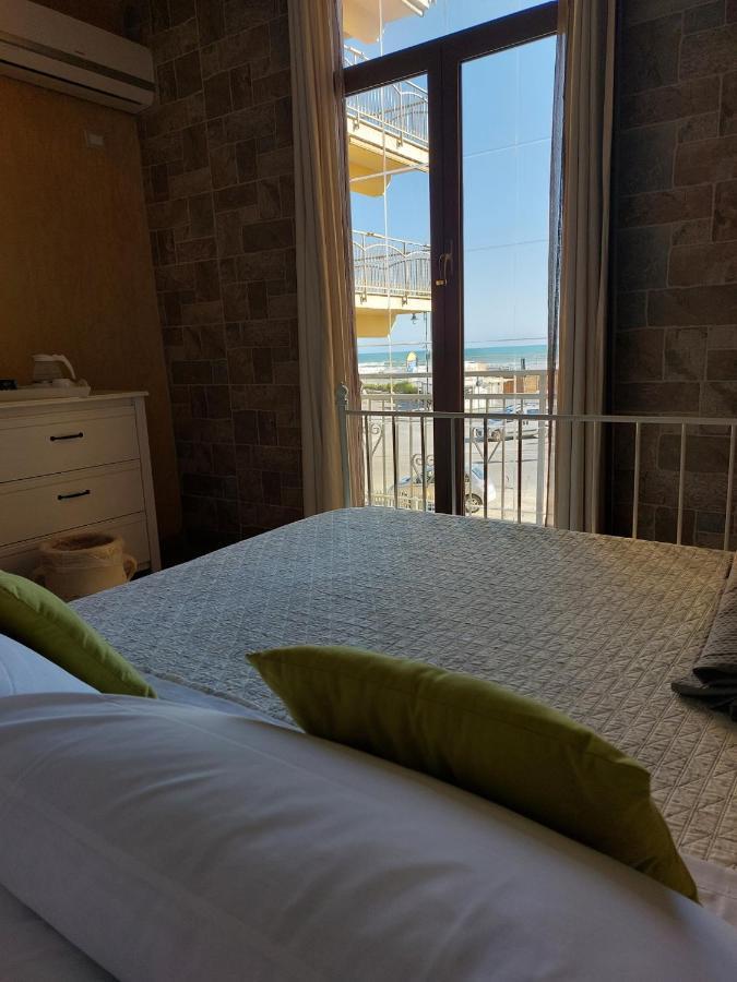 Sweet Home & Wellness Affittacamere Nettuno Extérieur photo